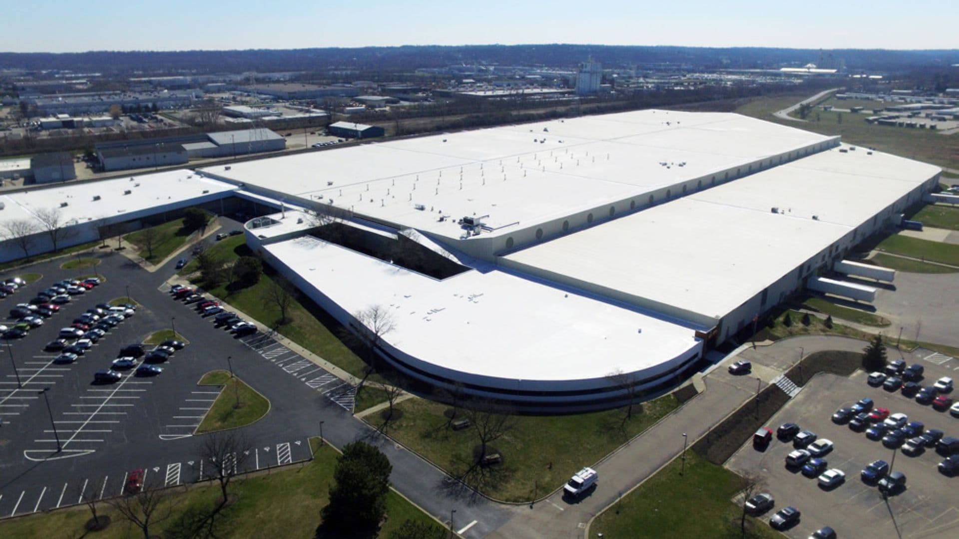 Achieve a Seamless, Watertight Roof with HRI Silicone Top Coat