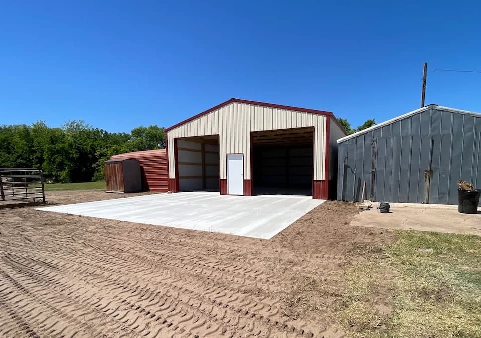 30x40 Post Frame Shop with Vapor Barrier Insulation - shop